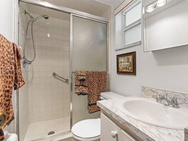 1750 Jefferson St # 308, Hollywood FL 33020