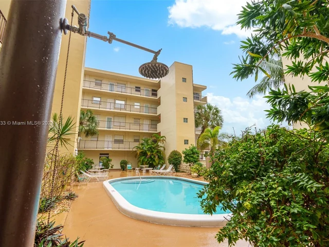 1750 Jefferson St # 308, Hollywood FL 33020