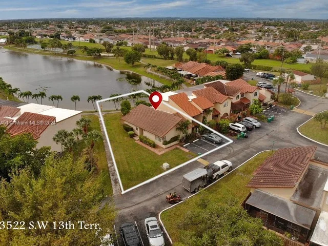13522 SW 13th Ter # 0, Miami FL 33184