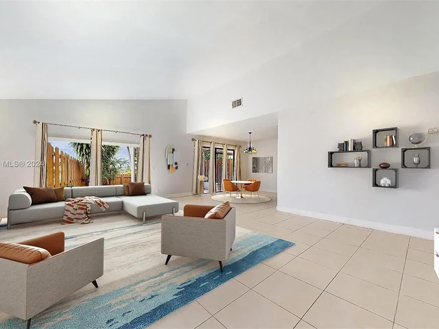 13522 SW 13th Ter # 0, Miami FL 33184