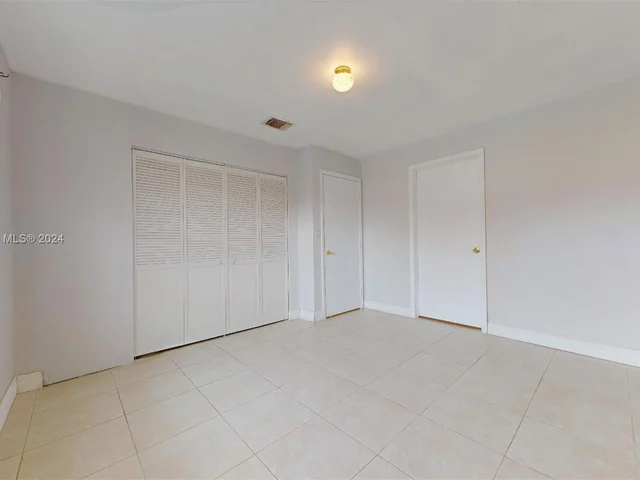 13522 SW 13th Ter # 0, Miami FL 33184