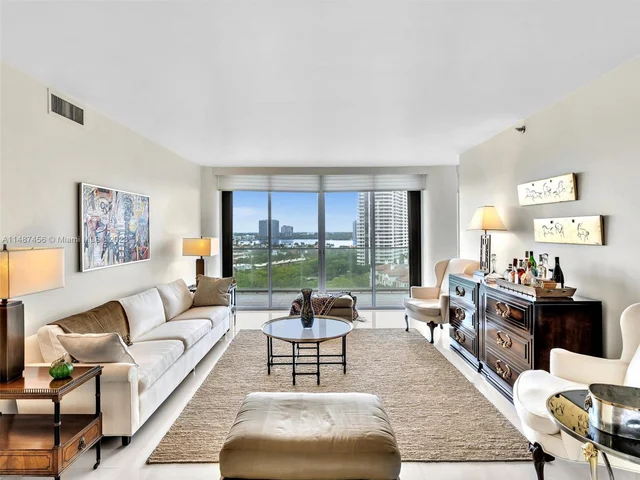 2800 Island Blvd # 1203, Aventura FL 33160