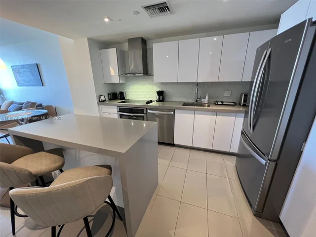 1600 NE 1st Ave # 1414, Miami FL 33132