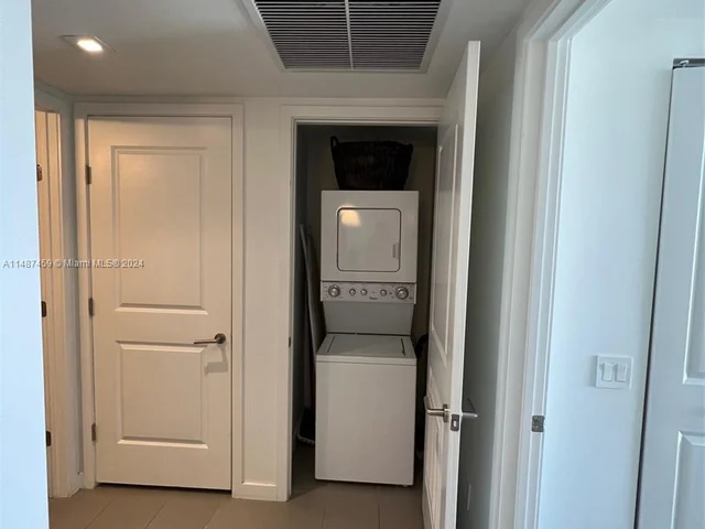 1600 NE 1st Ave # 1414, Miami FL 33132