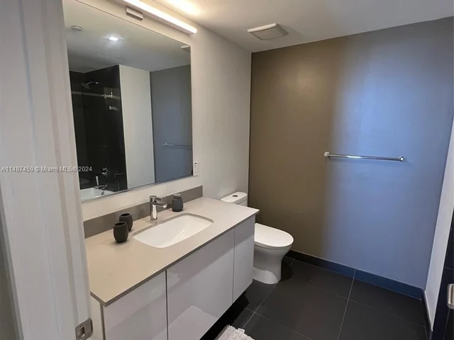 1600 NE 1st Ave # 1414, Miami FL 33132