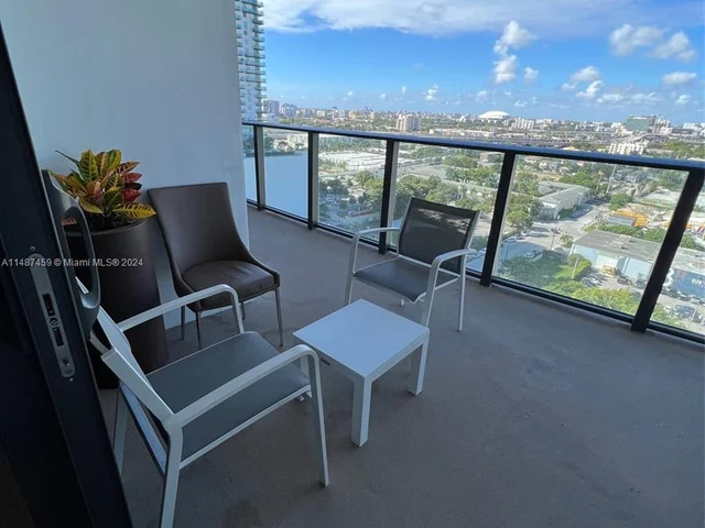 1600 NE 1st Ave # 1414, Miami FL 33132