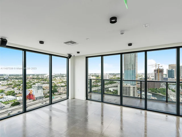 239 SW 9 ST # 2003, Miami FL 33130