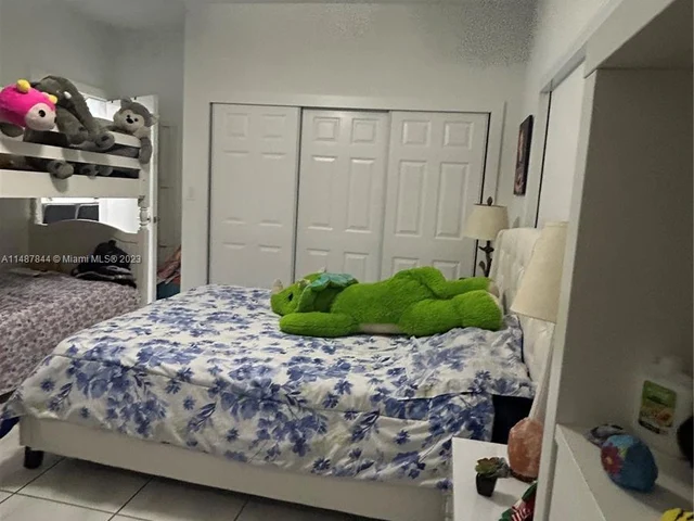 21050 SW 172nd Ave, Miami FL 33187