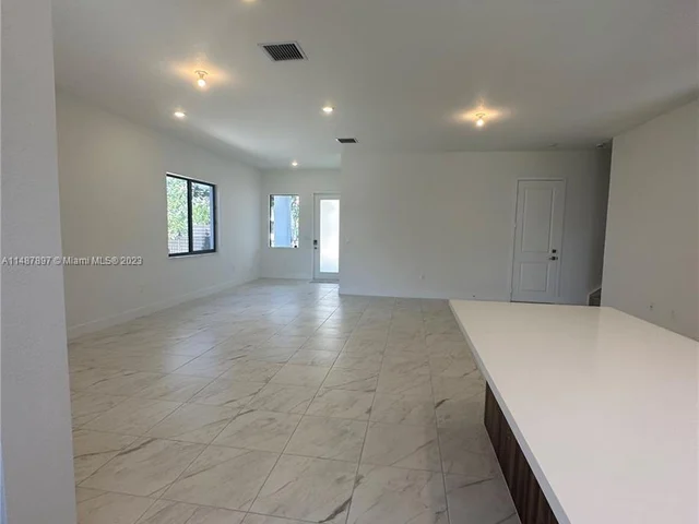 8326 SW 120 TERRACE, Miami FL 33156