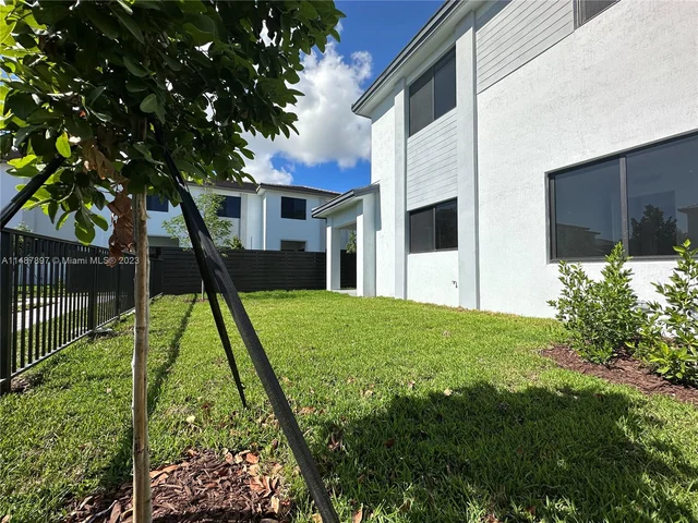 8326 SW 120 TERRACE, Miami FL 33156