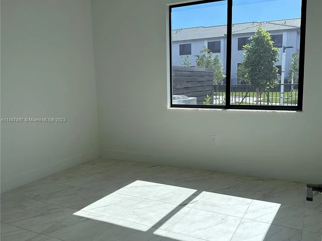 8326 SW 120 TERRACE, Miami FL 33156