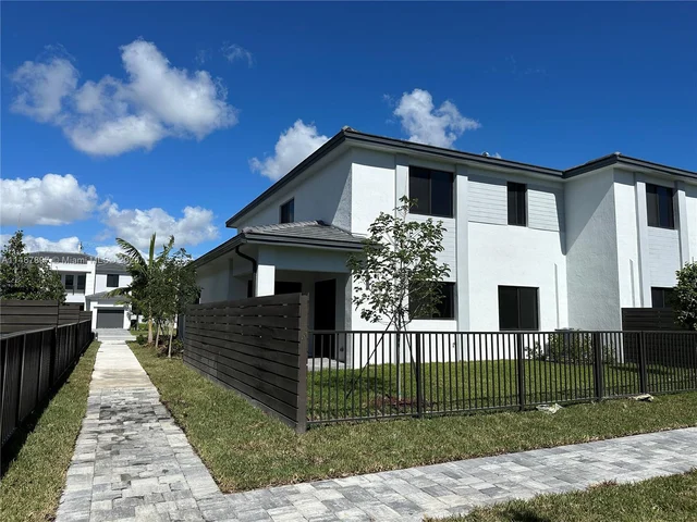 8326 SW 120 TERRACE, Miami FL 33156
