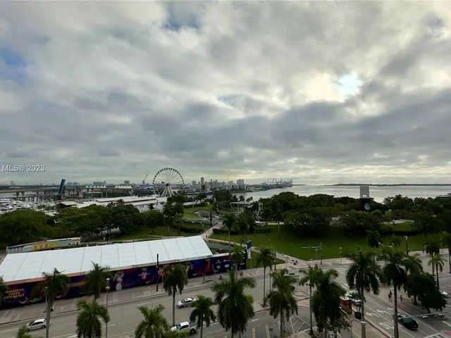244 Biscayne Blvd # 3107, Miami FL 33132