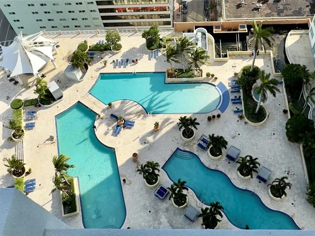 244 Biscayne Blvd # 3107, Miami FL 33132