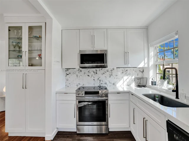 1634 Rodman St, Hollywood FL 33020