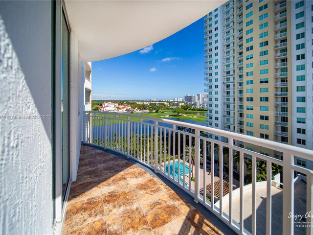 1745 E Hallandale Beach Blvd # 906W, Hallandale Beach FL 33009