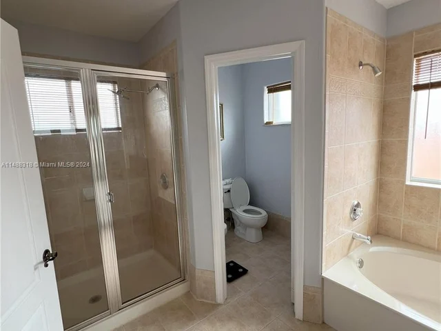 15973 SW 53rd Ter, Miami FL 33185