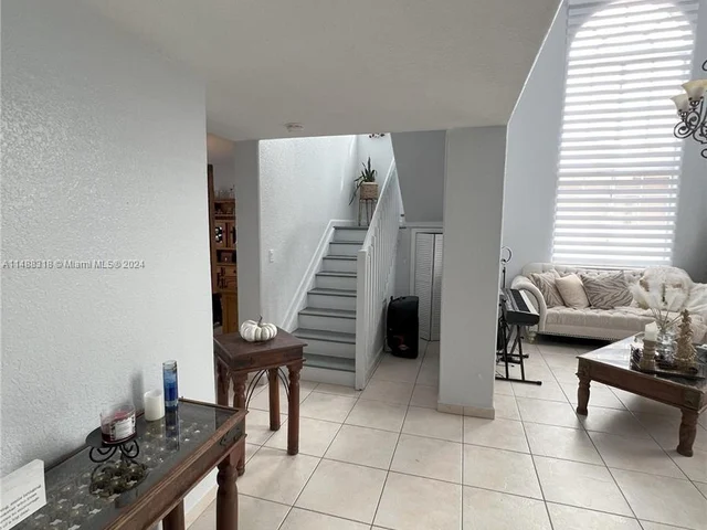 15973 SW 53rd Ter, Miami FL 33185