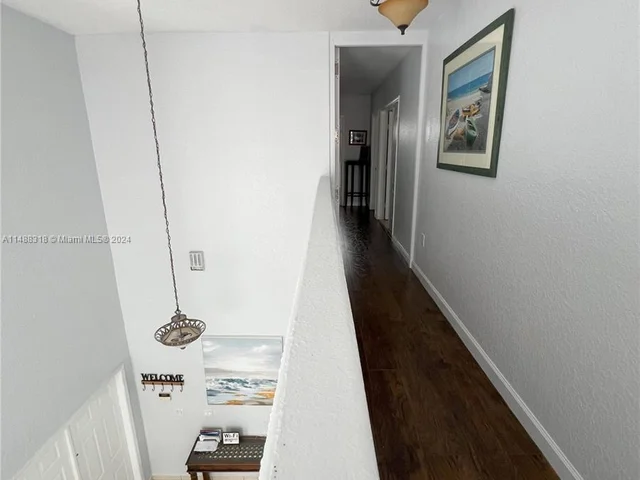 15973 SW 53rd Ter, Miami FL 33185