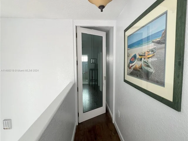 15973 SW 53rd Ter, Miami FL 33185