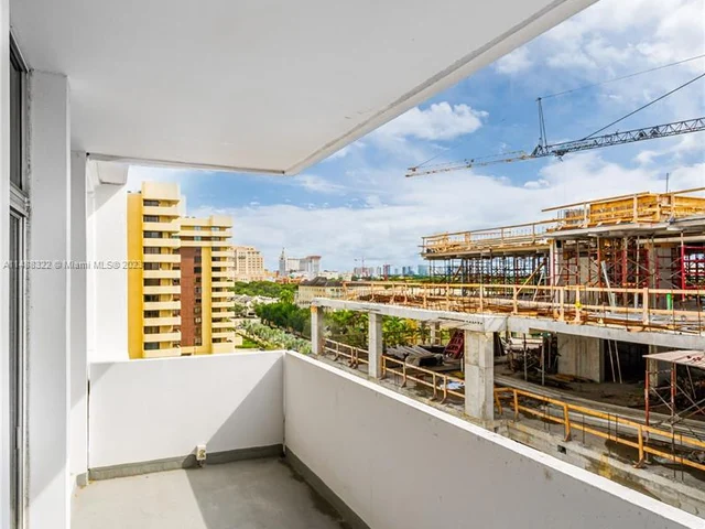 700 Biltmore Way # 802, Coral Gables FL 33134