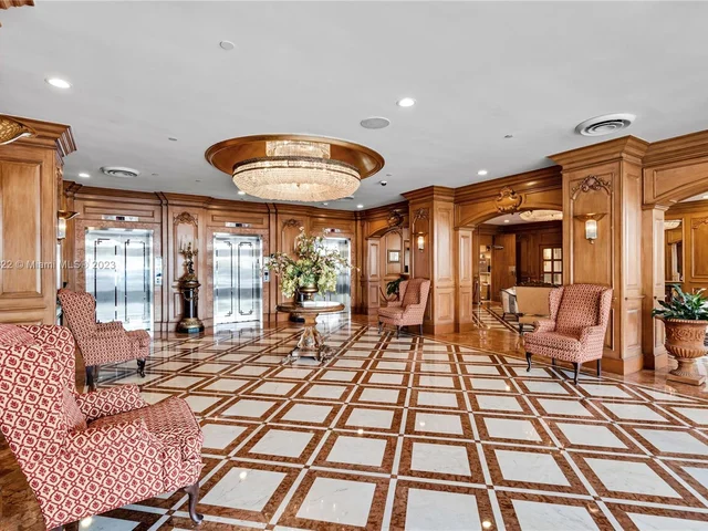 700 Biltmore Way # 802, Coral Gables FL 33134