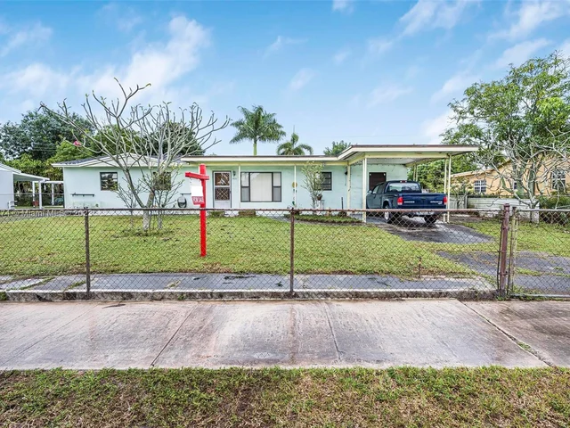 4420 NW 174th Dr, Miami Gardens FL 33055