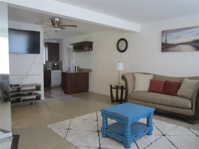 12650 NE 1st Ave, North Miami FL 33161