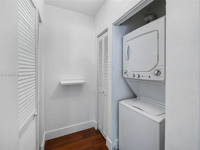 2918 Bird Ave # 4, Miami FL 33133