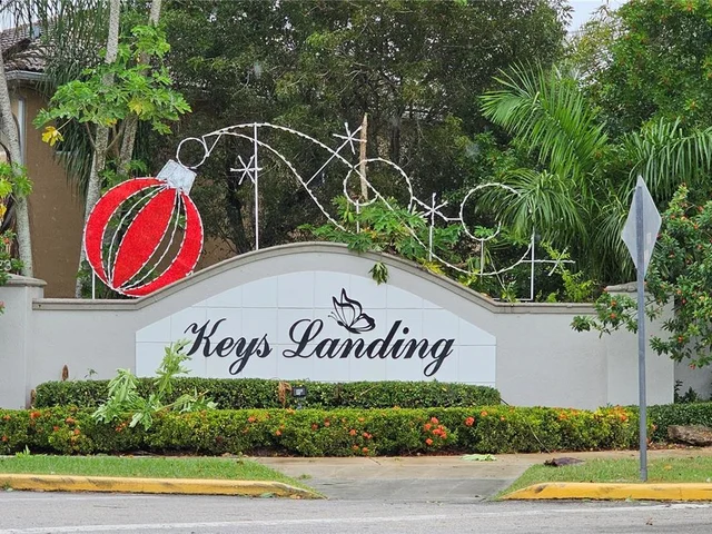 1100 SE 16th Ave, Homestead FL 33035