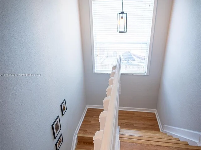 1100 SE 16th Ave, Homestead FL 33035