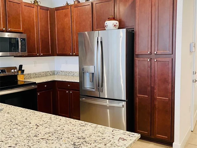 10974 SW 235th St # 10974, Homestead FL 33032