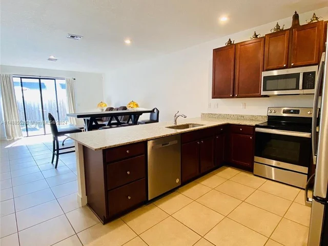 10974 SW 235th St # 10974, Homestead FL 33032