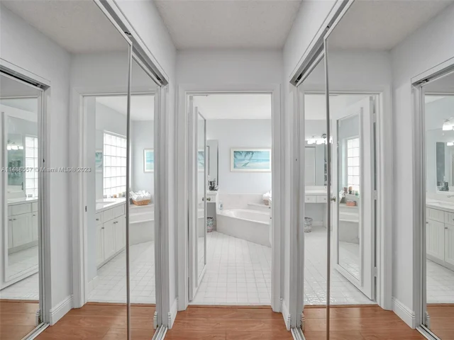 1930 NW 182nd Ter, Pembroke Pines FL 33029