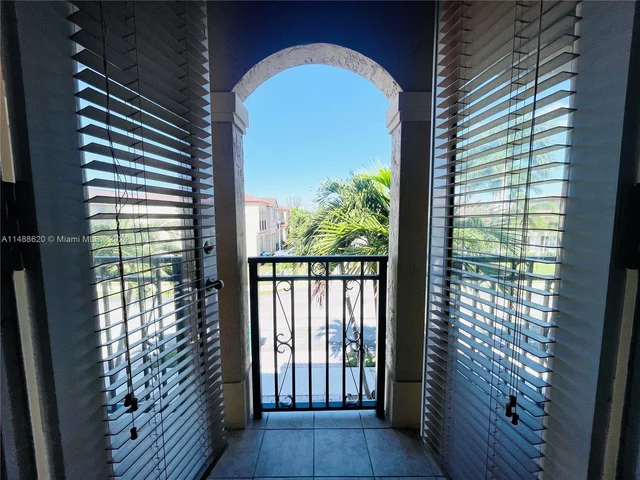 12852 SW 133rd Ter # 12852, Miami FL 33186