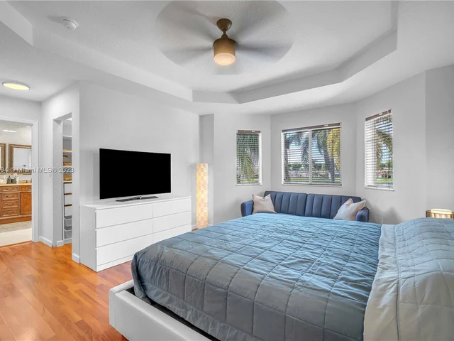 6502 SW 158th Pass, Miami FL 33193