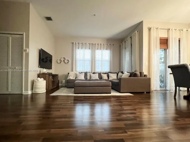 4321 SW 160th Ave # 209, Miramar FL 33027