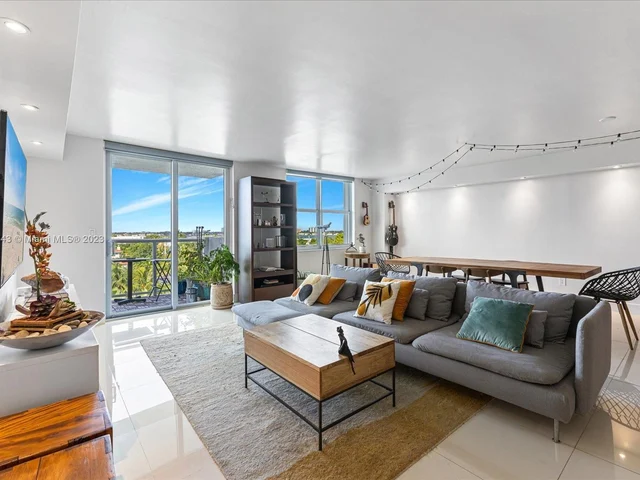 10000 W Bay Harbor Dr # 503, Bay Harbor Islands FL 33154