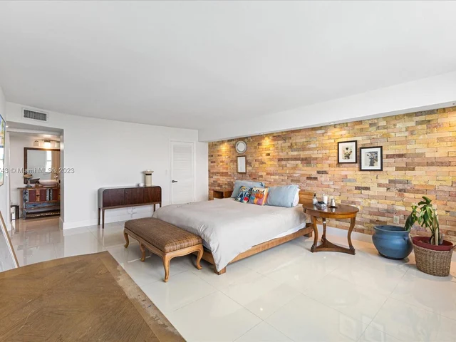 10000 W Bay Harbor Dr # 503, Bay Harbor Islands FL 33154