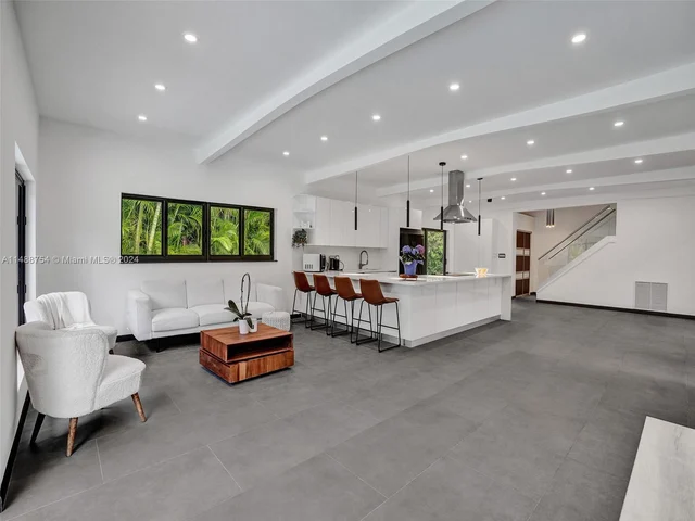 18560 NE 20th Ct, North Miami Beach FL 33179