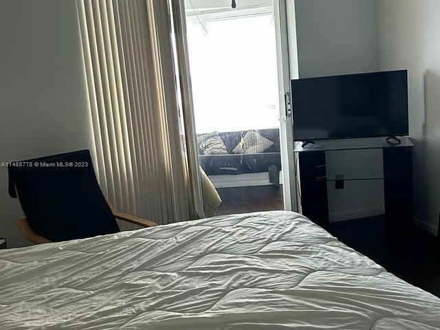 1150 NE 191st # 45, Miami FL 33079