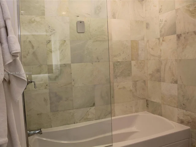 1060 Brickell Ave # 2505, Miami FL 33131