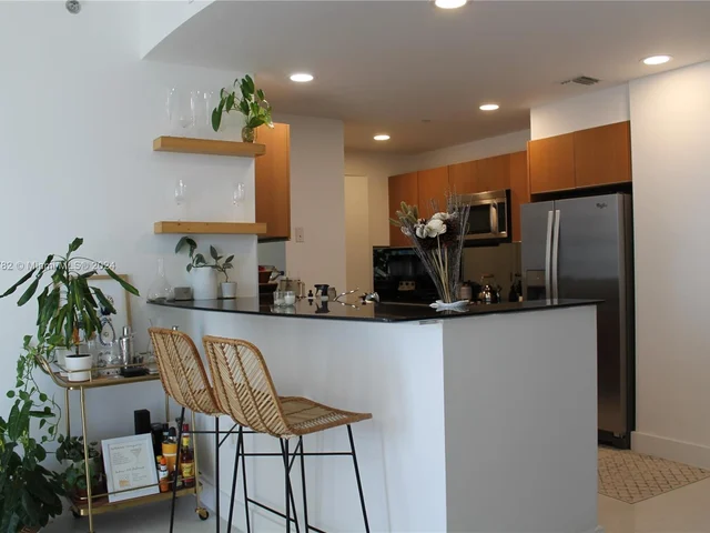 1060 Brickell Ave # 2505, Miami FL 33131