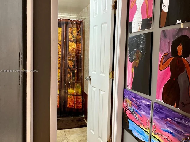 8600 N Sherman Cir # 404, Miramar FL 33025