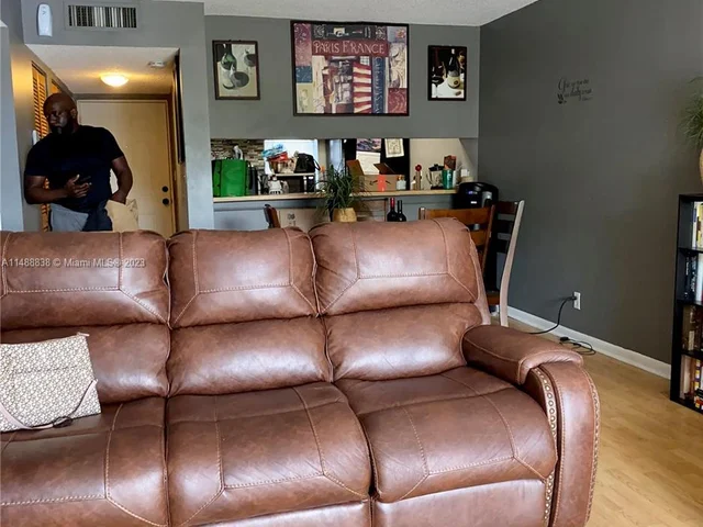 8600 N Sherman Cir # 404, Miramar FL 33025