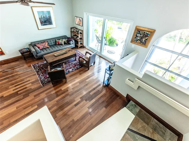 387 Franklin St, Hollywood FL 33019