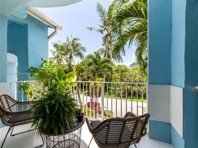 387 Franklin St, Hollywood FL 33019