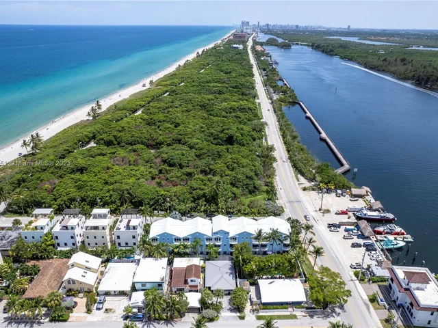 387 Franklin St, Hollywood FL 33019