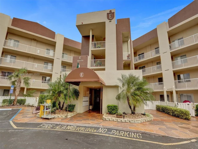 7686 Trent Dr # 313, Tamarac FL 33321