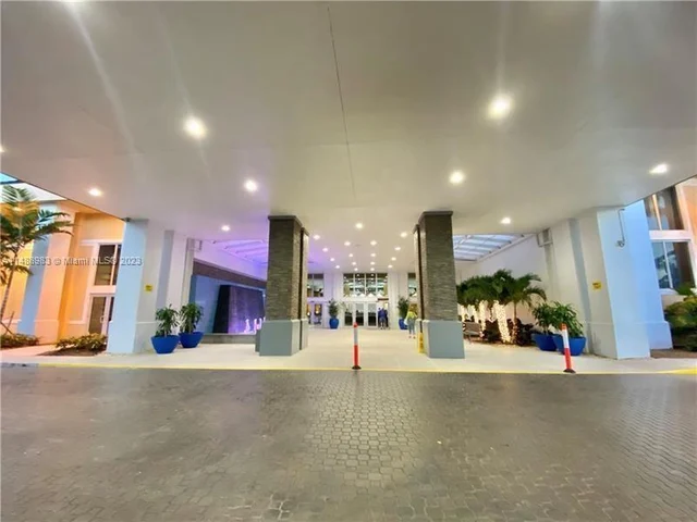 7686 Trent Dr # 313, Tamarac FL 33321